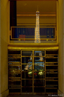 Eiffel reflection (1)