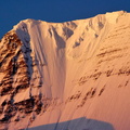Premières lueurs sur le sommet du Mt Robson